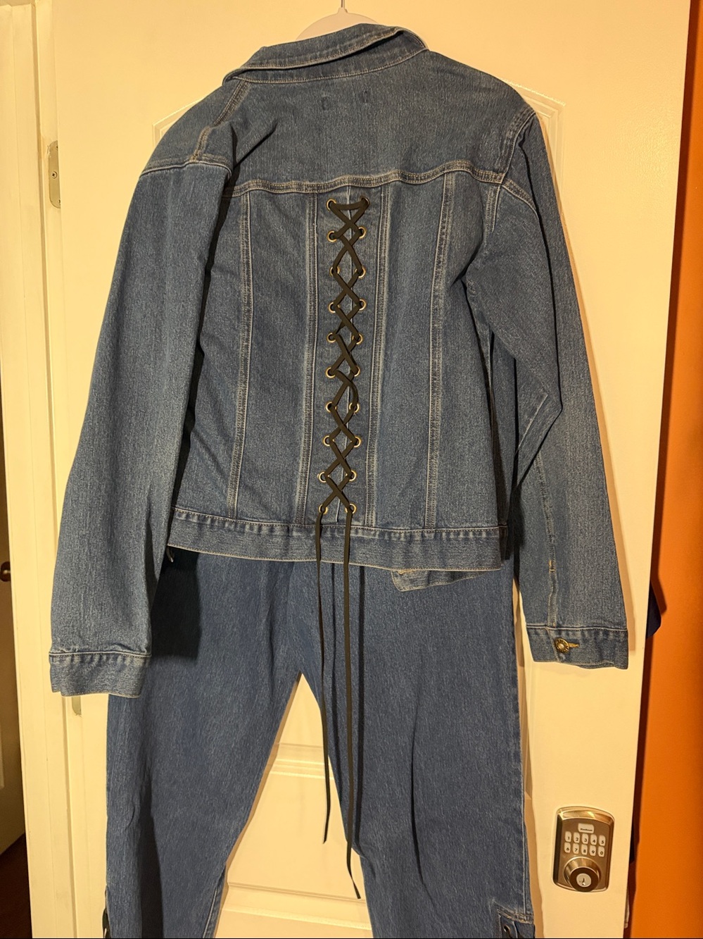 Denim Jacket and Jeans Set - Blue Women's Jeans - Picture 4 of 4